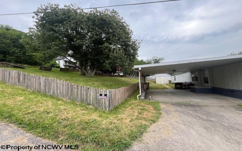 501 Merrill Avenue, Rivesville, West Virginia 26588, 2 Bedrooms Bedrooms, 4 Rooms Rooms,2 BathroomsBathrooms,Single Family Detached,For Sale,Merrill,10160087