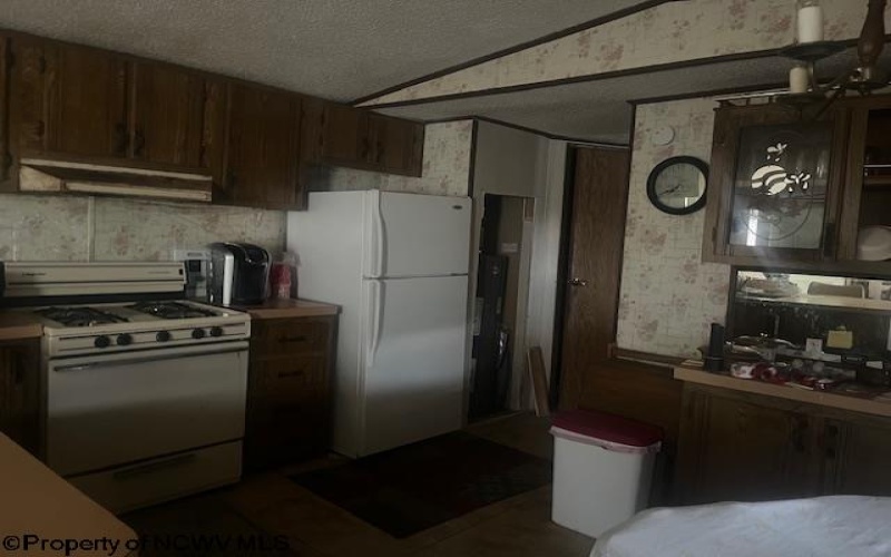 501 Merrill Avenue, Rivesville, West Virginia 26588, 2 Bedrooms Bedrooms, 4 Rooms Rooms,2 BathroomsBathrooms,Single Family Detached,For Sale,Merrill,10160087