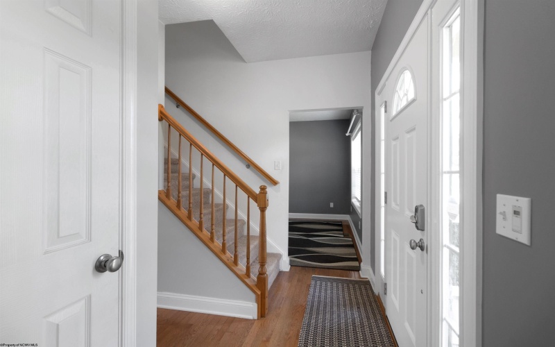 14 Kingston Drive, Bridgeport, West Virginia 26330, 4 Bedrooms Bedrooms, 10 Rooms Rooms,3 BathroomsBathrooms,Single Family Detached,For Sale,Kingston,10160084