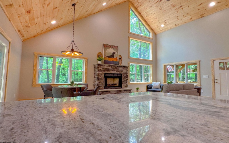 80 Beebalm Court, Terra Alta, West Virginia 26764-3114, 3 Bedrooms Bedrooms, 7 Rooms Rooms,2 BathroomsBathrooms,Single Family Detached,For Sale,Beebalm,10160078