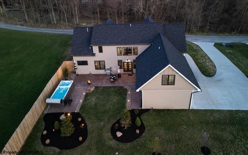 529 Bowers Lane, Morgantown, West Virginia 26508, 6 Bedrooms Bedrooms, 17 Rooms Rooms,4 BathroomsBathrooms,Single Family Detached,For Sale,Bowers,10158688
