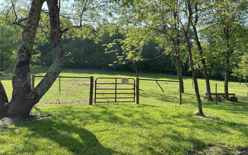 2214 Fairview Road, Independence, West Virginia 26374, 2 Bedrooms Bedrooms, 1 Room Rooms,3 BathroomsBathrooms,Single Family Detached,For Sale,Fairview,10160076