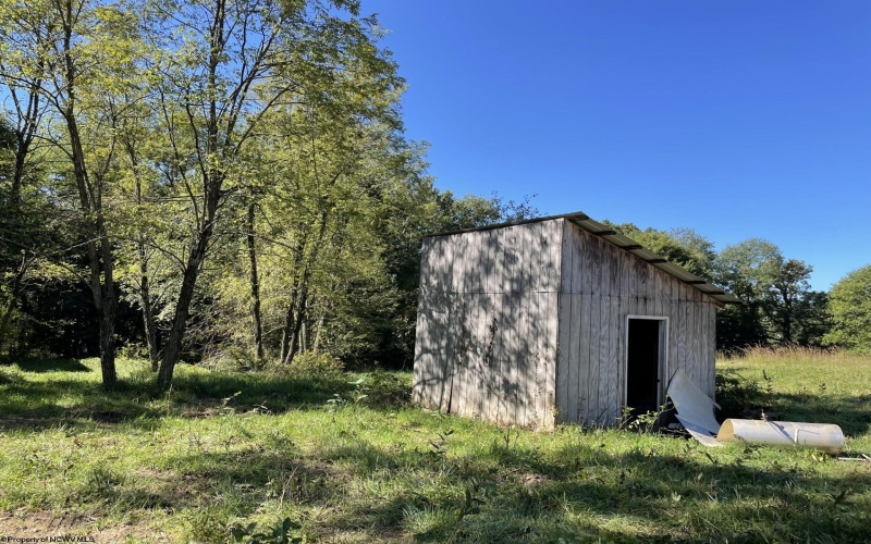 2214 Fairview Road, Independence, West Virginia 26374, 2 Bedrooms Bedrooms, 1 Room Rooms,3 BathroomsBathrooms,Single Family Detached,For Sale,Fairview,10160076
