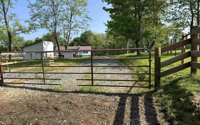 2214 Fairview Road, Independence, West Virginia 26374, 2 Bedrooms Bedrooms, 1 Room Rooms,3 BathroomsBathrooms,Single Family Detached,For Sale,Fairview,10160076