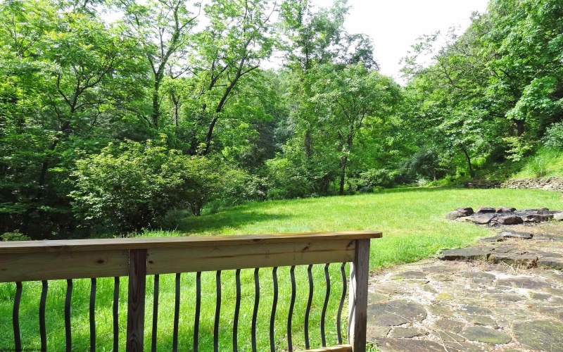 240 Easton Hill Road, Morgantown, West Virginia 26505, 2 Bedrooms Bedrooms, 5 Rooms Rooms,1 BathroomBathrooms,Single Family Detached,For Sale,Easton Hill,10160077