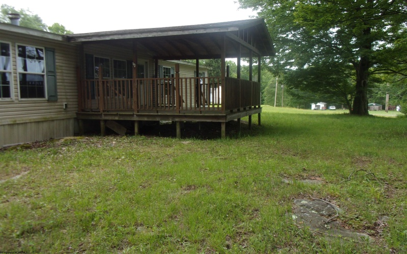 424 Indian Rock Road, Reedsville, West Virginia 26547, 3 Bedrooms Bedrooms, 9 Rooms Rooms,2 BathroomsBathrooms,Single Family Detached,For Sale,Indian Rock,10160094