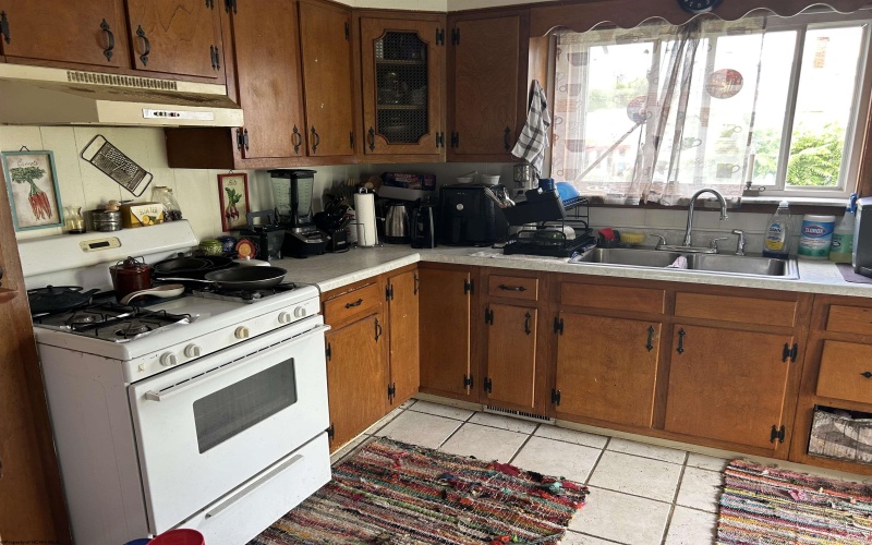 374 Dunkard Avenue, Morgantown, West Virginia 26501, 3 Bedrooms Bedrooms, 6 Rooms Rooms,1 BathroomBathrooms,Single Family Detached,For Sale,Dunkard,10160092