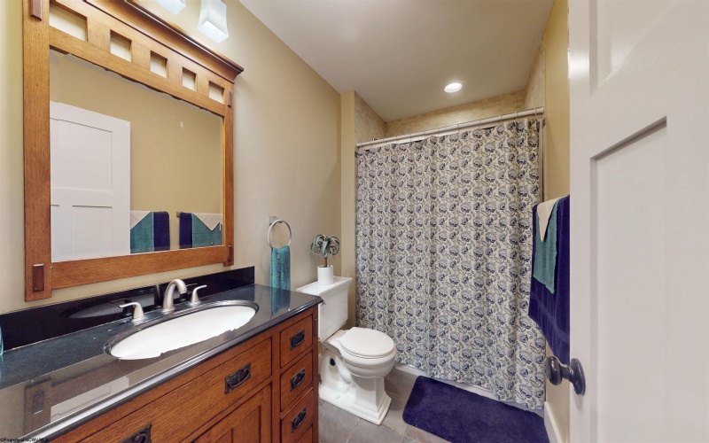 601 Benoni Avenue, Fairmont, West Virginia 26554, 3 Bedrooms Bedrooms, 8 Rooms Rooms,2 BathroomsBathrooms,Single Family Detached,For Sale,Benoni,10160093