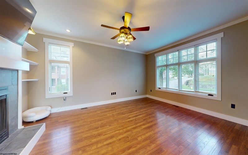 601 Benoni Avenue, Fairmont, West Virginia 26554, 3 Bedrooms Bedrooms, 8 Rooms Rooms,2 BathroomsBathrooms,Single Family Detached,For Sale,Benoni,10160093