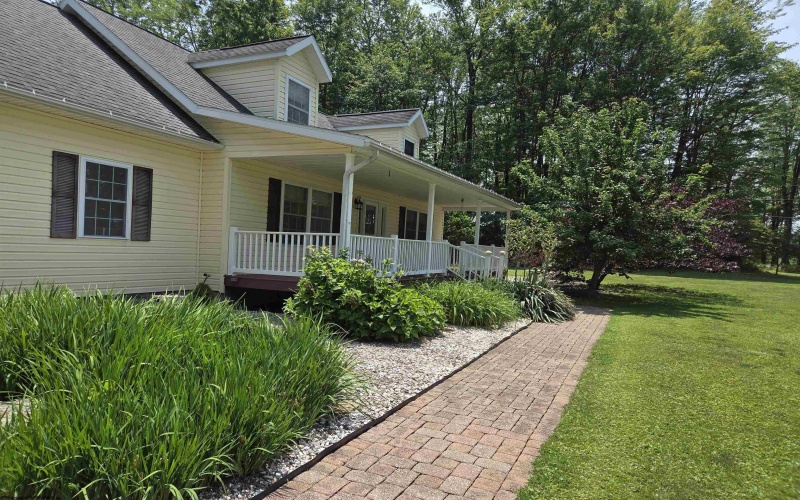 1227 Alexander Road, French Creek, West Virginia 26218, 3 Bedrooms Bedrooms, 8 Rooms Rooms,2 BathroomsBathrooms,Single Family Detached,For Sale,Alexander,10160108