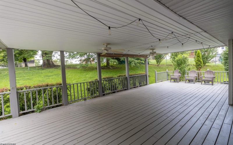 305 Pearcy Avenue, Bridgeport, West Virginia 26330, 4 Bedrooms Bedrooms, 11 Rooms Rooms,2 BathroomsBathrooms,Single Family Detached,For Sale,Pearcy,10160099