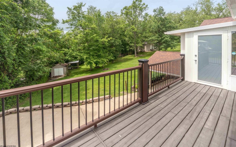 2357 Williamsburg Lane, Fairmont, West Virginia 26554, 4 Bedrooms Bedrooms, 7 Rooms Rooms,3 BathroomsBathrooms,Single Family Detached,For Sale,Williamsburg,10160103