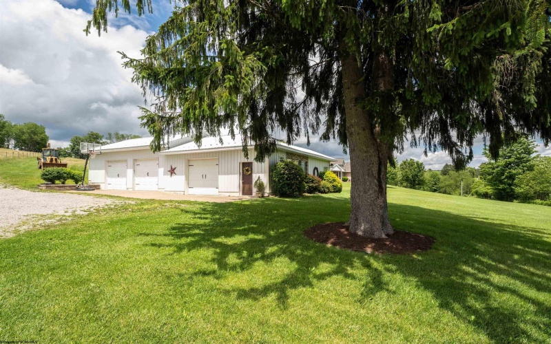 17305 Preston Highway, Bruceton Mills, West Virginia 26525, 5 Bedrooms Bedrooms, 12 Rooms Rooms,3 BathroomsBathrooms,Single Family Detached,For Sale,Preston,10160109