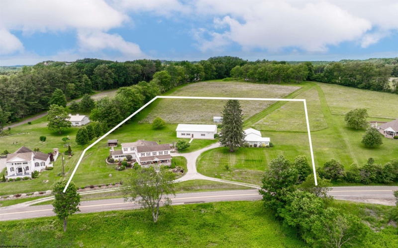 17305 Preston Highway, Bruceton Mills, West Virginia 26525, 5 Bedrooms Bedrooms, 12 Rooms Rooms,3 BathroomsBathrooms,Single Family Detached,For Sale,Preston,10160109
