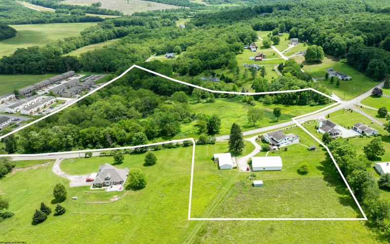 17305 Preston Highway, Bruceton Mills, West Virginia 26525, 5 Bedrooms Bedrooms, 12 Rooms Rooms,3 BathroomsBathrooms,Single Family Detached,For Sale,Preston,10160109