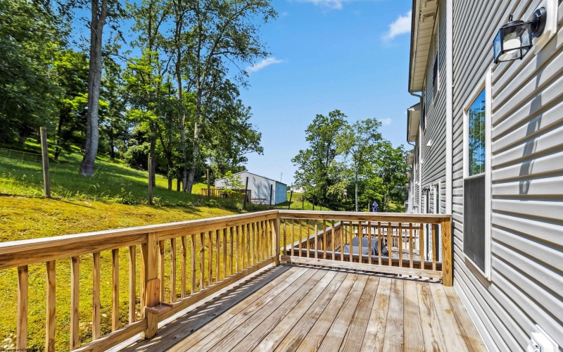 26 Misty Lane, Fairmont, West Virginia 26554, 3 Bedrooms Bedrooms, 7 Rooms Rooms,2 BathroomsBathrooms,Single Family Attached,For Sale,Misty,10160106