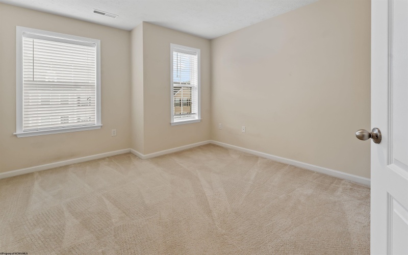 3909 Sun Way, Morgantown, West Virginia 26505, 3 Bedrooms Bedrooms, 7 Rooms Rooms,2 BathroomsBathrooms,Single Family Attached,For Sale,Sun,10160107
