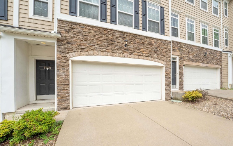 3909 Sun Way, Morgantown, West Virginia 26505, 3 Bedrooms Bedrooms, 7 Rooms Rooms,2 BathroomsBathrooms,Single Family Attached,For Sale,Sun,10160107