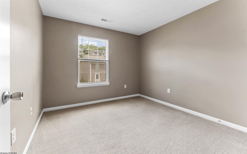 126 Auburn Drive, Morgantown, West Virginia 26501, 4 Bedrooms Bedrooms, 7 Rooms Rooms,3 BathroomsBathrooms,Single Family Attached,For Sale,Auburn,10160110