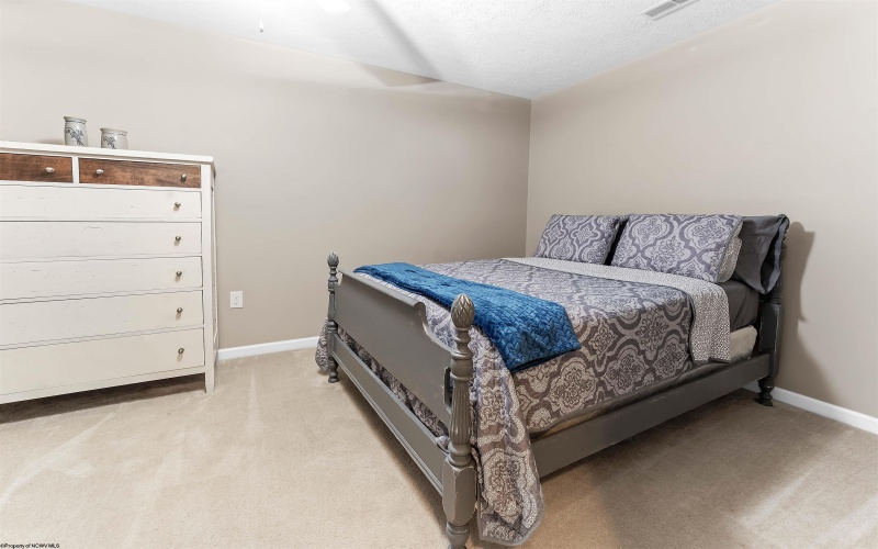 126 Auburn Drive, Morgantown, West Virginia 26501, 4 Bedrooms Bedrooms, 7 Rooms Rooms,3 BathroomsBathrooms,Single Family Attached,For Sale,Auburn,10160110