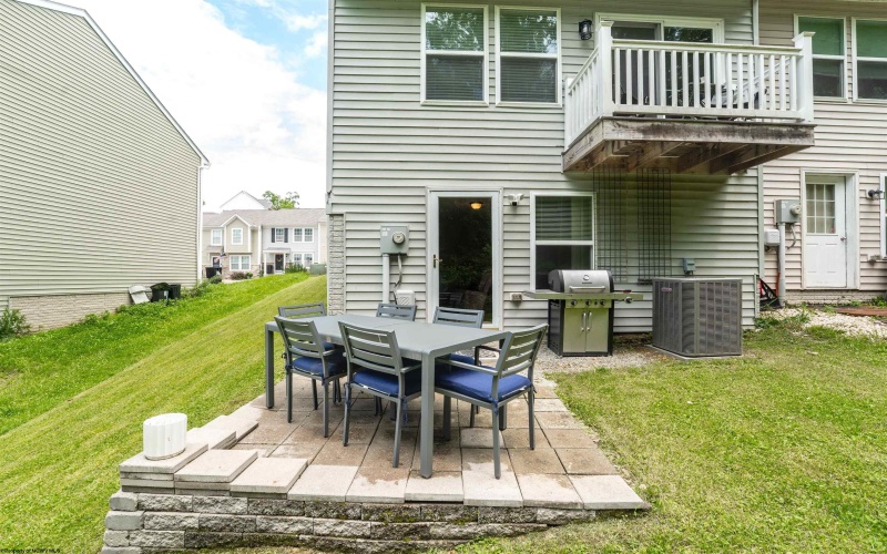 126 Auburn Drive, Morgantown, West Virginia 26501, 4 Bedrooms Bedrooms, 7 Rooms Rooms,3 BathroomsBathrooms,Single Family Attached,For Sale,Auburn,10160110