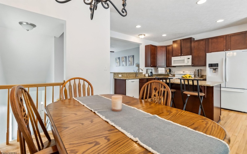 213 Treeline Lane, Morgantown, West Virginia 26508, 3 Bedrooms Bedrooms, 7 Rooms Rooms,3 BathroomsBathrooms,Single Family Attached,For Sale,Treeline,10160112