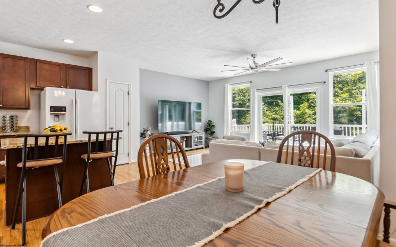 213 Treeline Lane, Morgantown, West Virginia 26508, 3 Bedrooms Bedrooms, 7 Rooms Rooms,3 BathroomsBathrooms,Single Family Attached,For Sale,Treeline,10160112