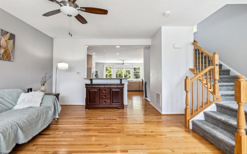 213 Treeline Lane, Morgantown, West Virginia 26508, 3 Bedrooms Bedrooms, 7 Rooms Rooms,3 BathroomsBathrooms,Single Family Attached,For Sale,Treeline,10160112