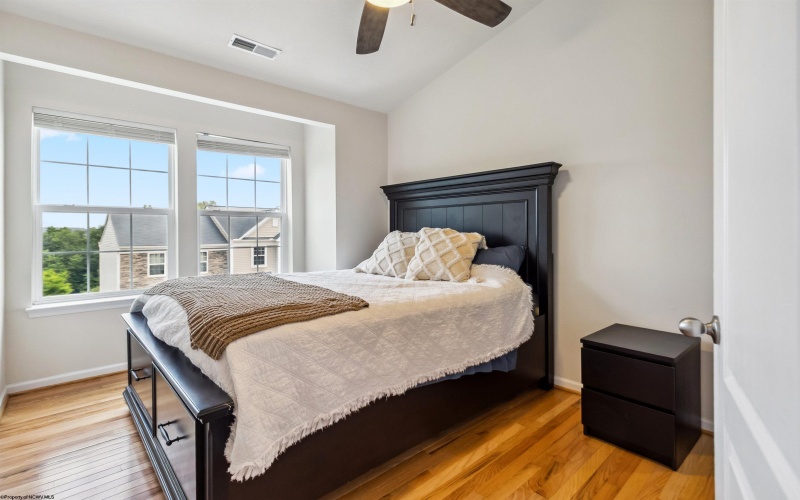 213 Treeline Lane, Morgantown, West Virginia 26508, 3 Bedrooms Bedrooms, 7 Rooms Rooms,3 BathroomsBathrooms,Single Family Attached,For Sale,Treeline,10160112
