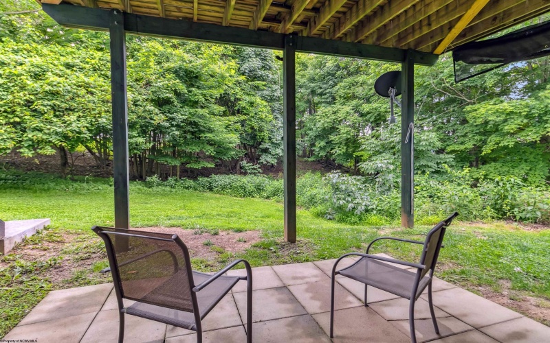 213 Treeline Lane, Morgantown, West Virginia 26508, 3 Bedrooms Bedrooms, 7 Rooms Rooms,3 BathroomsBathrooms,Single Family Attached,For Sale,Treeline,10160112