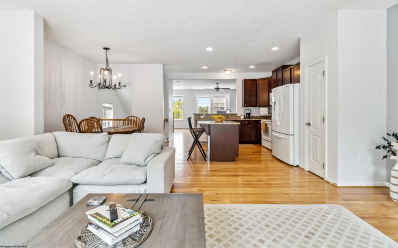 213 Treeline Lane, Morgantown, West Virginia 26508, 3 Bedrooms Bedrooms, 7 Rooms Rooms,3 BathroomsBathrooms,Single Family Attached,For Sale,Treeline,10160112