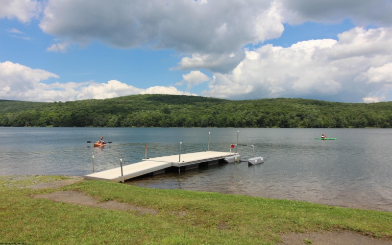 Lot 34 E Alpine Drive, Terra Alta, West Virginia 26764, ,Lots/land,For Sale,E Alpine,10160111