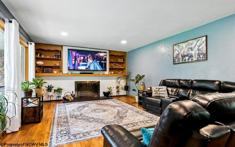 2229 Sun Valley Road, Clarksburg, West Virginia 26301, 3 Bedrooms Bedrooms, 11 Rooms Rooms,2 BathroomsBathrooms,Single Family Detached,For Sale,Sun Valley,10160097