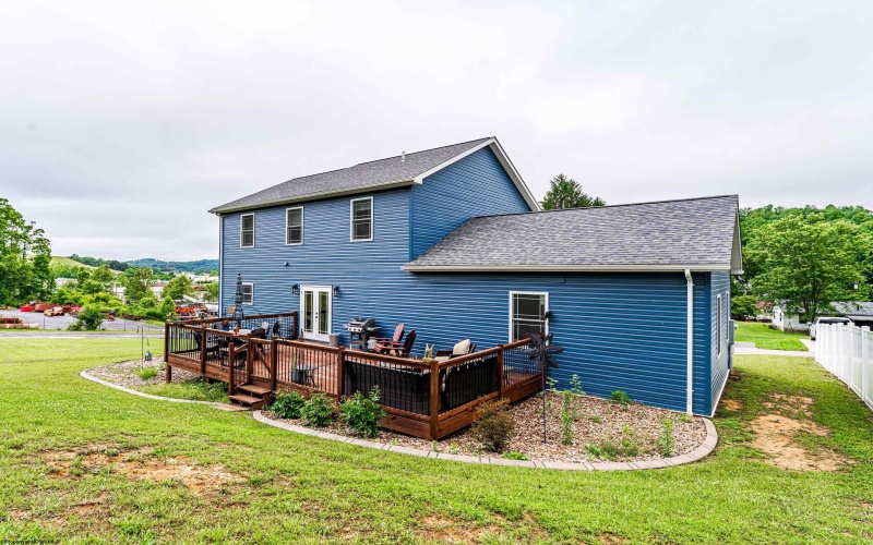 1969 Barbara Street, Pleasant Valley, West Virginia 26554, 4 Bedrooms Bedrooms, 8 Rooms Rooms,2 BathroomsBathrooms,Single Family Detached,For Sale,Barbara,10160095