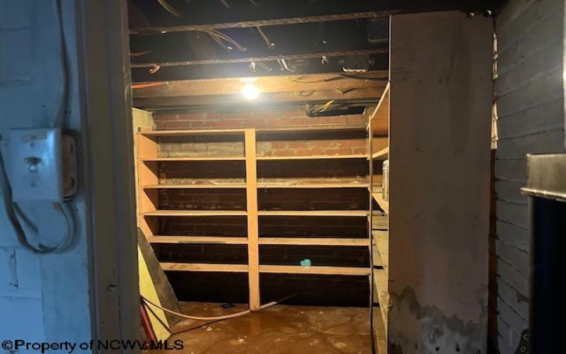 116 Russell Street, Fairmont, West Virginia 26554, 3 Bedrooms Bedrooms, 7 Rooms Rooms,2 BathroomsBathrooms,Single Family Detached,For Sale,Russell,10160091