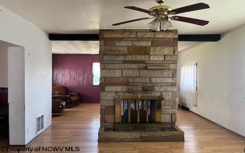 116 Russell Street, Fairmont, West Virginia 26554, 3 Bedrooms Bedrooms, 7 Rooms Rooms,2 BathroomsBathrooms,Single Family Detached,For Sale,Russell,10160091
