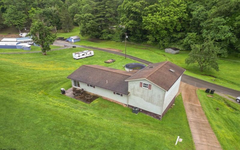 186 Green Acres Road, Clarksburg, West Virginia 26301, 5 Bedrooms Bedrooms, 6 Rooms Rooms,2 BathroomsBathrooms,Single Family Detached,For Sale,Green Acres,10160128