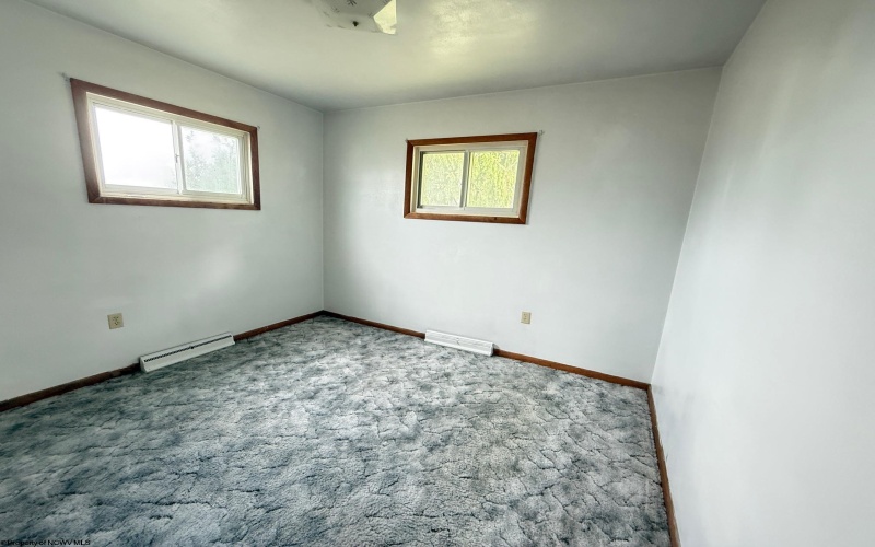 222 Blackwell Street, Bridgeport, West Virginia 26330, 4 Bedrooms Bedrooms, 7 Rooms Rooms,1 BathroomBathrooms,Single Family Detached,For Sale,Blackwell,10160113