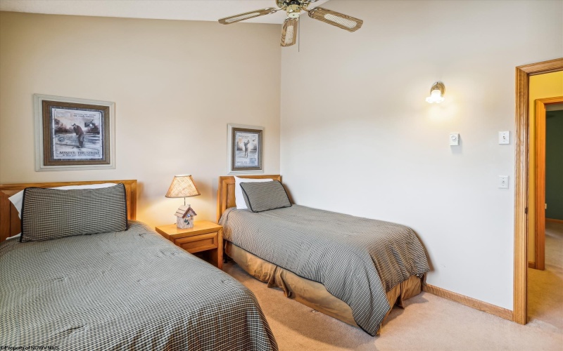 136 Deerfield Village, Davis, West Virginia 26260, 4 Bedrooms Bedrooms, 7 Rooms Rooms,3 BathroomsBathrooms,Single Family Attached,For Sale,Deerfield,10160114