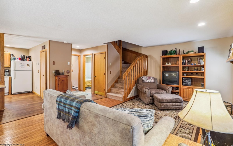 136 Deerfield Village, Davis, West Virginia 26260, 4 Bedrooms Bedrooms, 7 Rooms Rooms,3 BathroomsBathrooms,Single Family Attached,For Sale,Deerfield,10160114