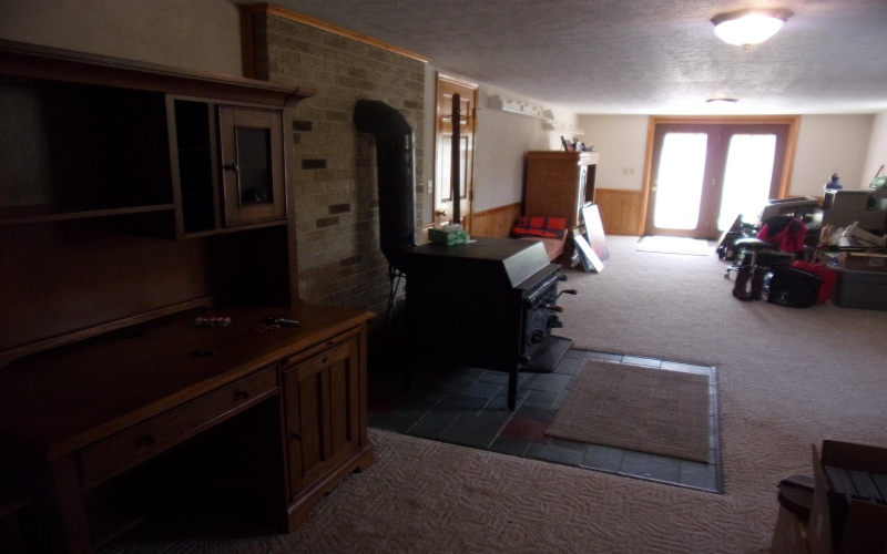 186 Eagle Street, Buckhannon, West Virginia 26201, 3 Bedrooms Bedrooms, 6 Rooms Rooms,1 BathroomBathrooms,Single Family Detached,For Sale,Eagle,10160125