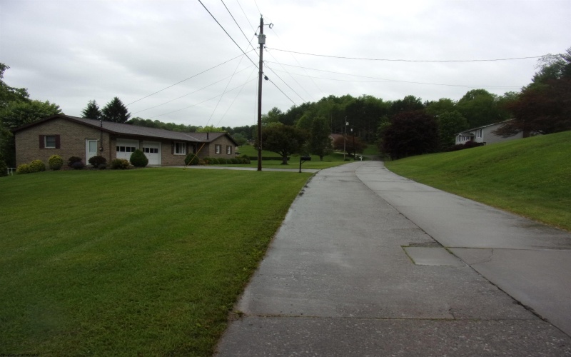 186 Eagle Street, Buckhannon, West Virginia 26201, 3 Bedrooms Bedrooms, 6 Rooms Rooms,1 BathroomBathrooms,Single Family Detached,For Sale,Eagle,10160125
