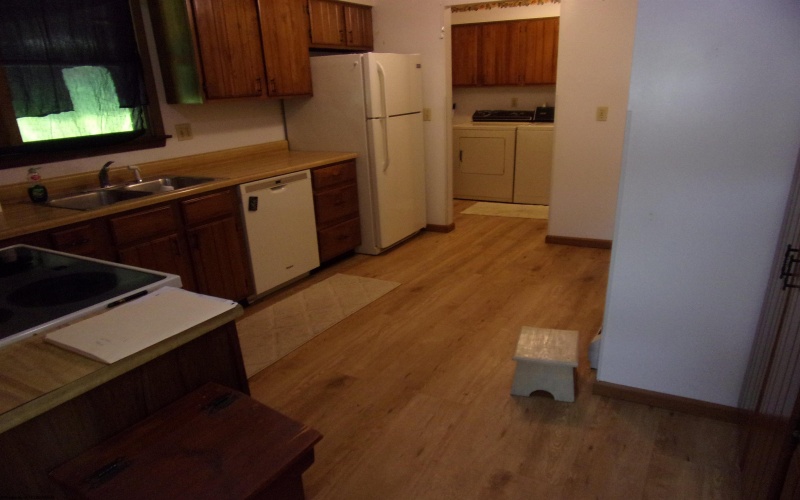 186 Eagle Street, Buckhannon, West Virginia 26201, 3 Bedrooms Bedrooms, 6 Rooms Rooms,1 BathroomBathrooms,Single Family Detached,For Sale,Eagle,10160125