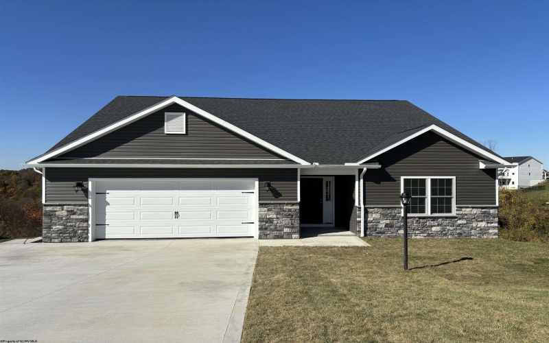 74 Charolais Circle, Fairmont, West Virginia 26554, 3 Bedrooms Bedrooms, 6 Rooms Rooms,2 BathroomsBathrooms,Single Family Detached,For Sale,Charolais,10160115