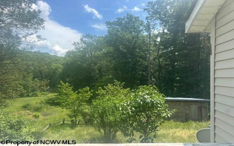 115 Abrams Drive, Belington, West Virginia 26250, 2 Bedrooms Bedrooms, 4 Rooms Rooms,1 BathroomBathrooms,Single Family Detached,For Sale,Abrams,10160126