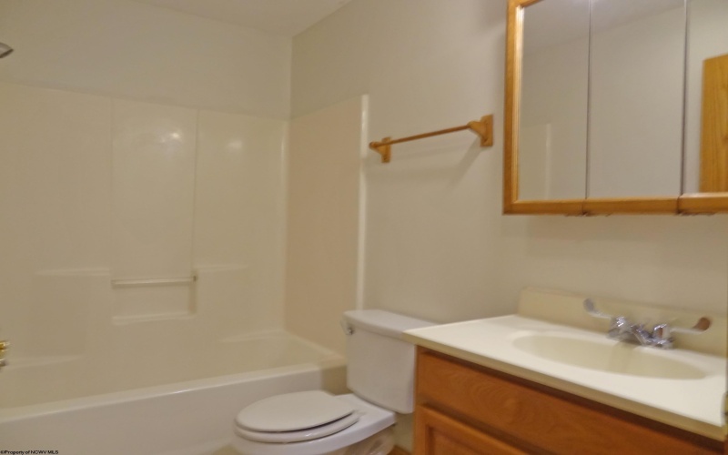 1533 Bergamont Street, Morgantown, West Virginia 26505, 3 Bedrooms Bedrooms, 5 Rooms Rooms,2 BathroomsBathrooms,Residential Rentals,For Rent,Bergamont,10160123