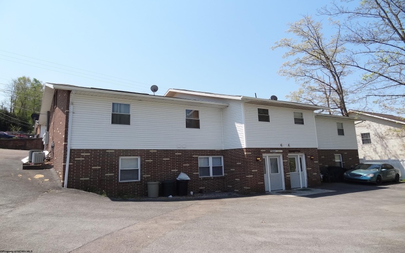 1533 Bergamont Street, Morgantown, West Virginia 26505, 3 Bedrooms Bedrooms, 5 Rooms Rooms,2 BathroomsBathrooms,Residential Rentals,For Rent,Bergamont,10160123
