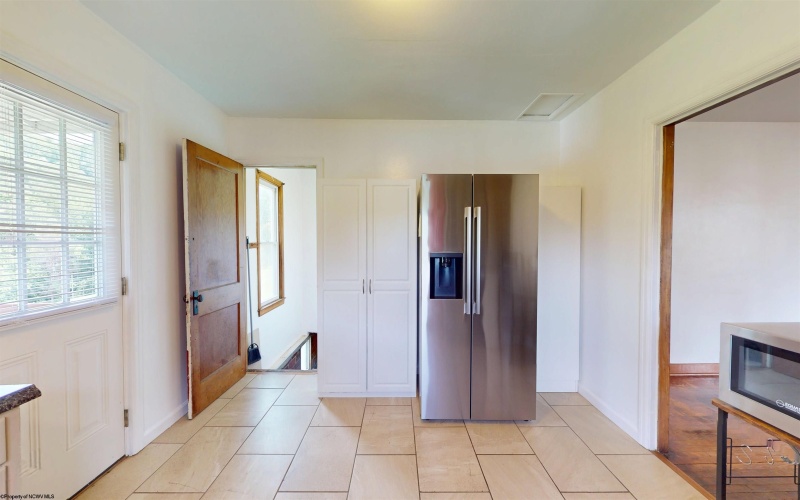 1115 LIMESTONE RUN Road, Clarksburg, West Virginia 26301, 2 Bedrooms Bedrooms, 7 Rooms Rooms,1 BathroomBathrooms,Single Family Detached,For Sale,LIMESTONE RUN,10160130