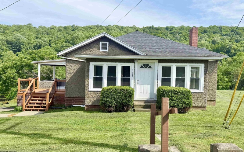 1115 LIMESTONE RUN Road, Clarksburg, West Virginia 26301, 2 Bedrooms Bedrooms, 7 Rooms Rooms,1 BathroomBathrooms,Single Family Detached,For Sale,LIMESTONE RUN,10160130