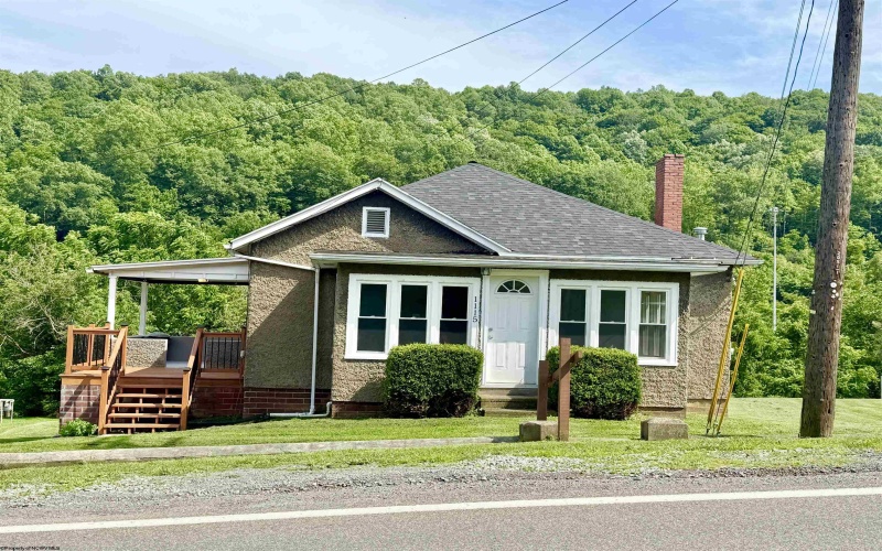 1115 LIMESTONE RUN Road, Clarksburg, West Virginia 26301, 2 Bedrooms Bedrooms, 7 Rooms Rooms,1 BathroomBathrooms,Single Family Detached,For Sale,LIMESTONE RUN,10160130